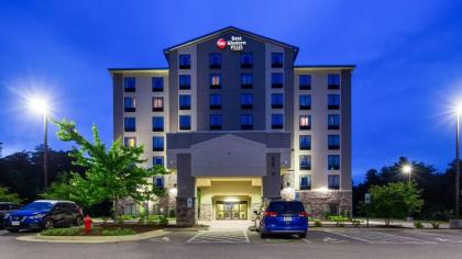 Best Western Plus Thornburg Inn & Suites - image 1