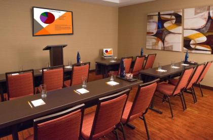 Courtyard by Marriott Los Angeles Woodland Hills - image 13