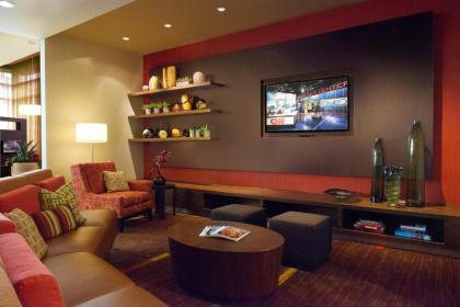 Courtyard by Marriott Los Angeles Woodland Hills - image 14