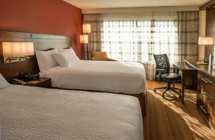 Courtyard by Marriott Los Angeles Woodland Hills - image 7