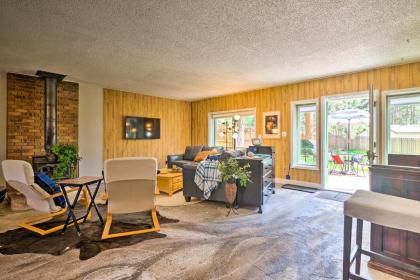 Peaceful Woodland Park Home with Patio and Grill! - image 4