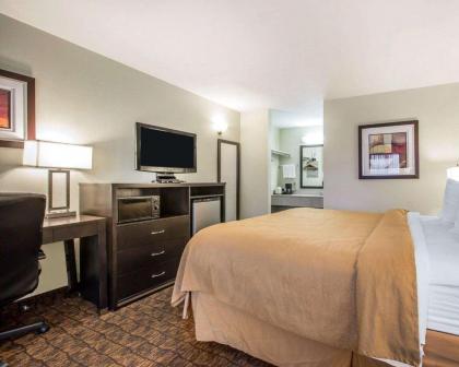 Quality Inn & Suites Woodland- Sacramento Airport - image 13