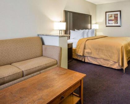 Quality Inn & Suites Woodland- Sacramento Airport - image 2