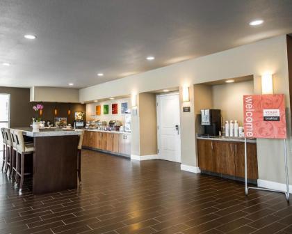 Comfort Suites Woodland - Sacramento Airport - image 2