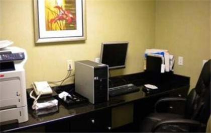 Hampton Inn Atlanta-Woodstock - image 19