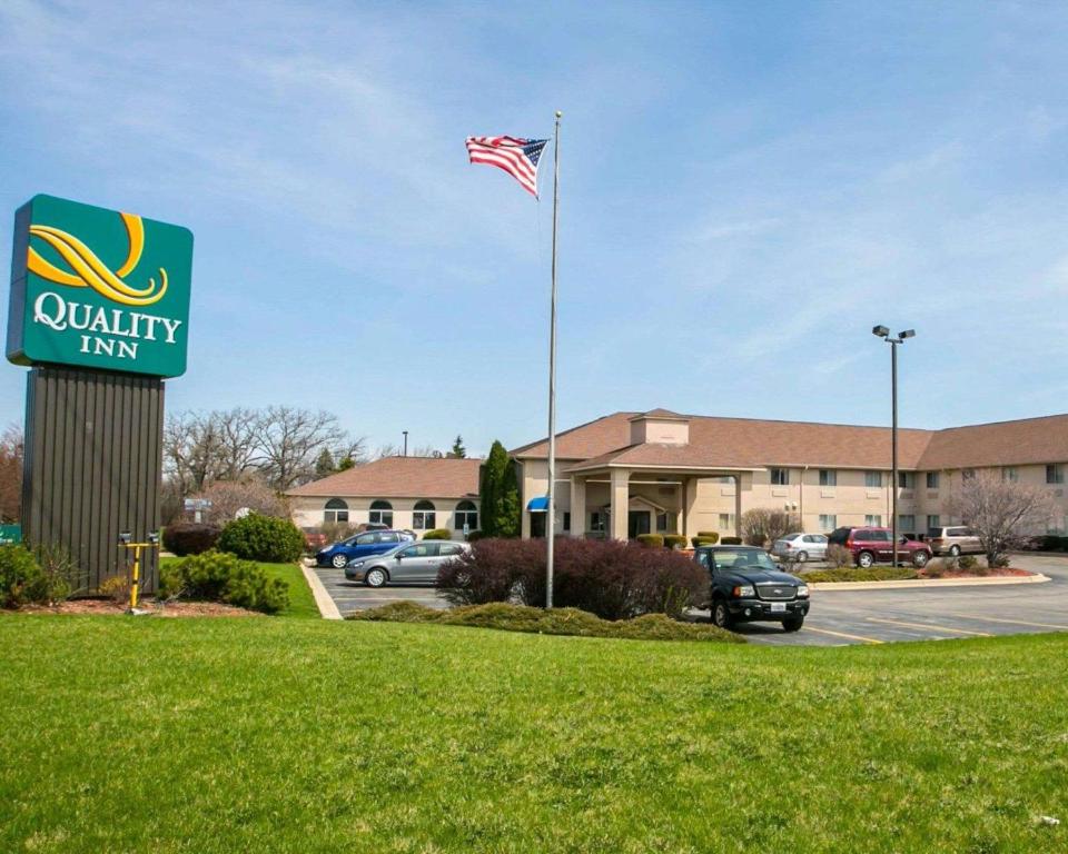 Quality Inn & Suites - main image