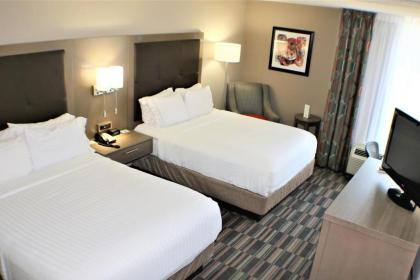 Holiday Inn Express Woodstock-Shenandoah Valley an IHG Hotel - image 2