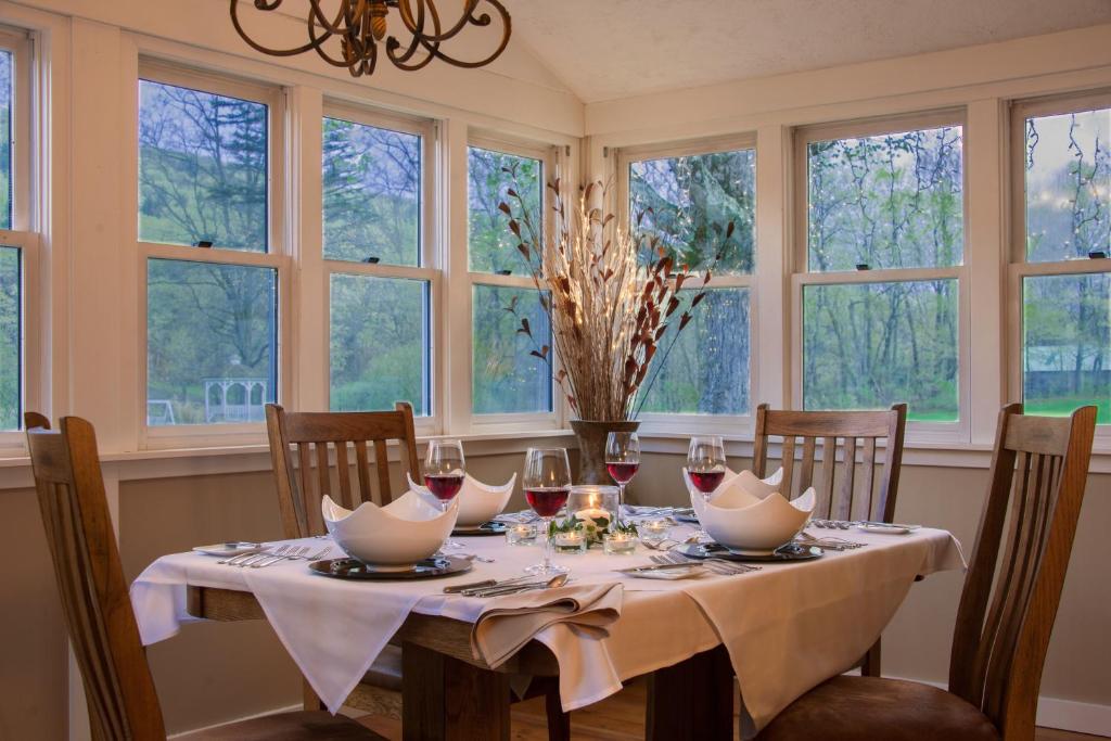 The Lincoln Inn & Restaurant At The Covered Bridge - main image