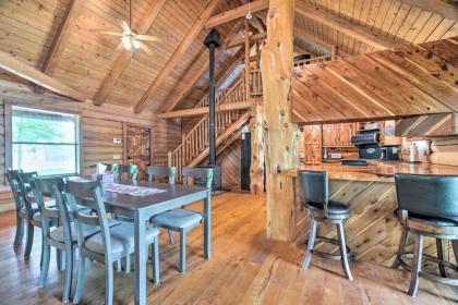 Rustic Woodville Getaway with Guest House! - image 5