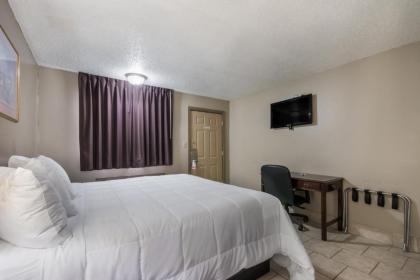 Americas Best Value Inn Woodward at 8th St - image 15