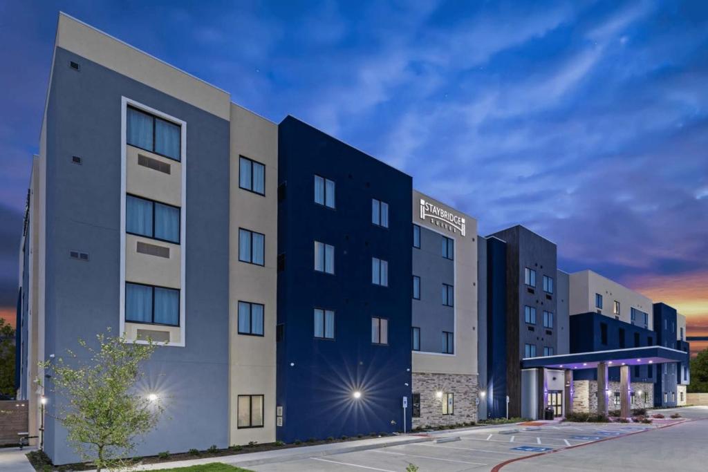 Staybridge Suites - Waco South - Woodway an IHG Hotel - main image