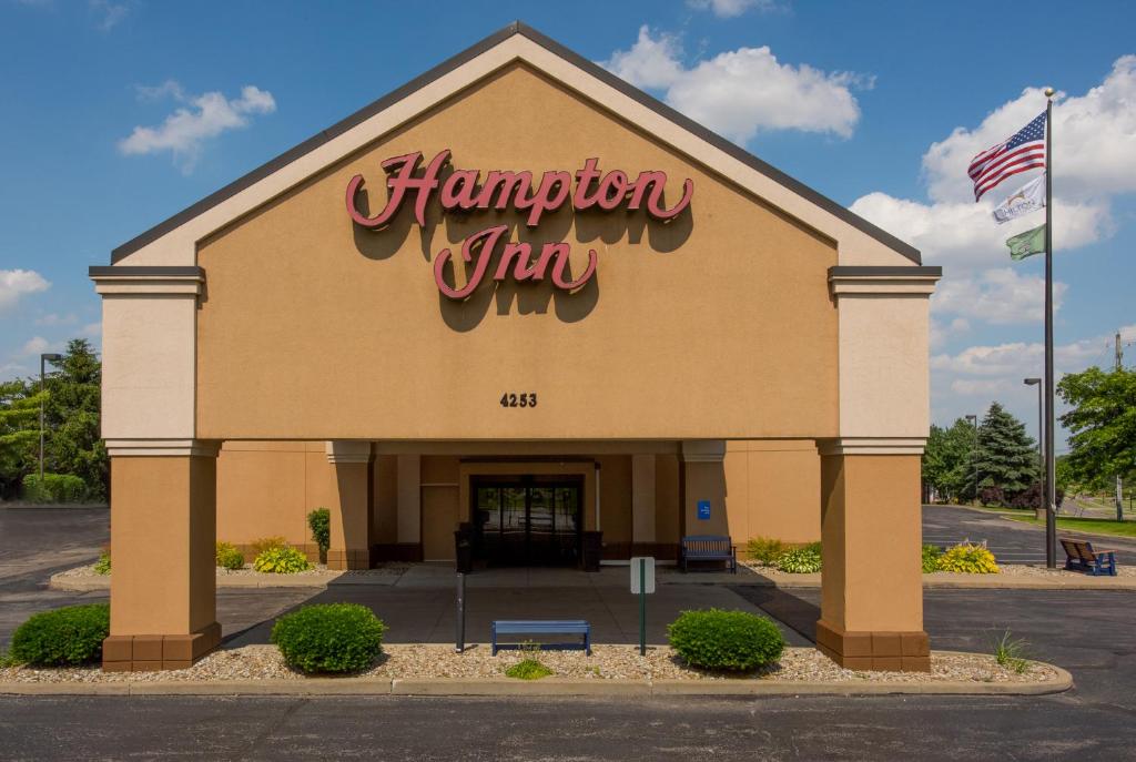 Hampton Inn Wooster - main image