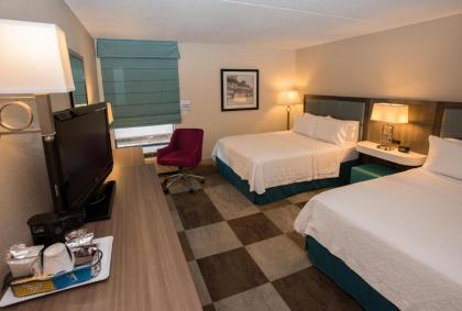 Hampton Inn Wooster - image 19