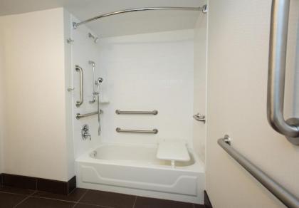 Hampton Inn Wooster - image 20