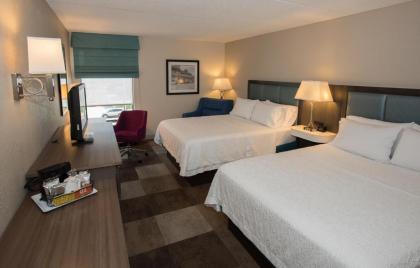 Hampton Inn Wooster - image 9