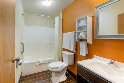 Quality Inn-Wooster - image 10