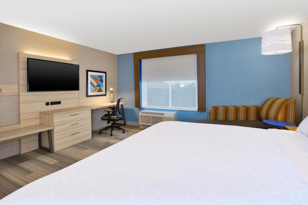 Holiday Inn Express & Suites - Wooster an IHG Hotel - image 4