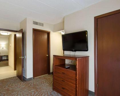 Quality Inn & Suites Worcester - image 11