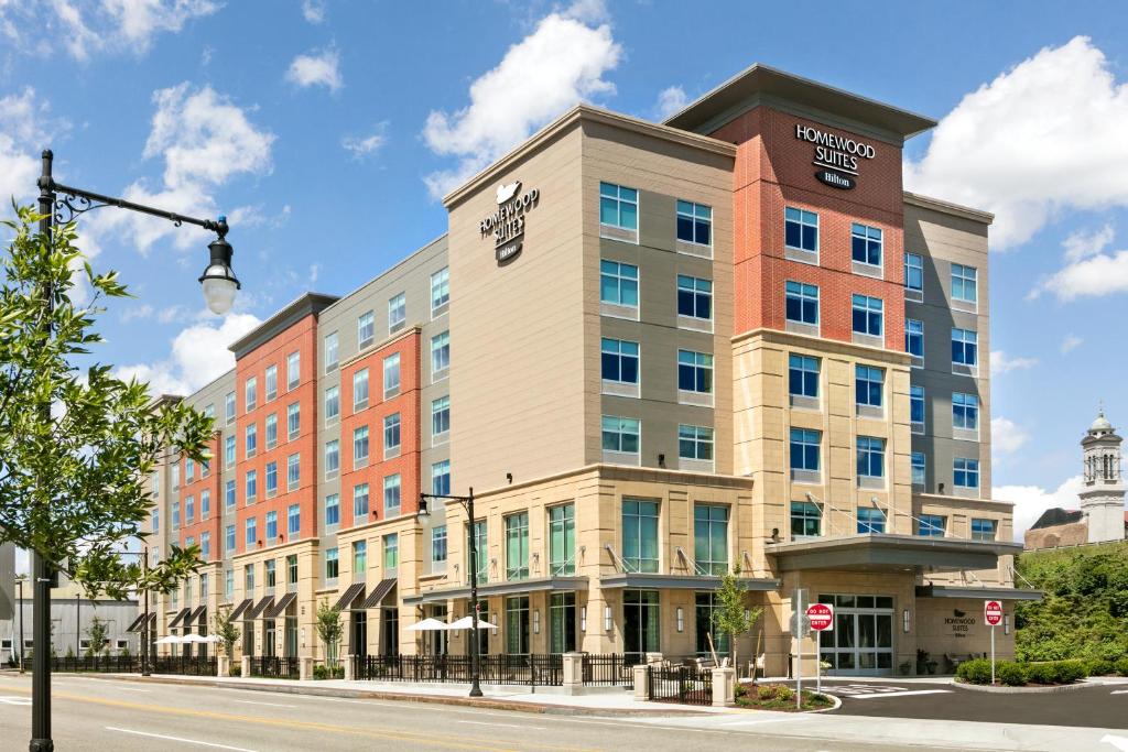 Homewood Suites By Hilton Worcester Downtown - image 2