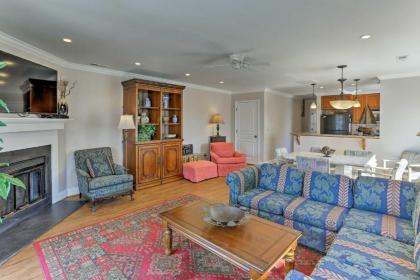 Condo with 2 Decks - Steps from Wrightsville Beach! - image 11