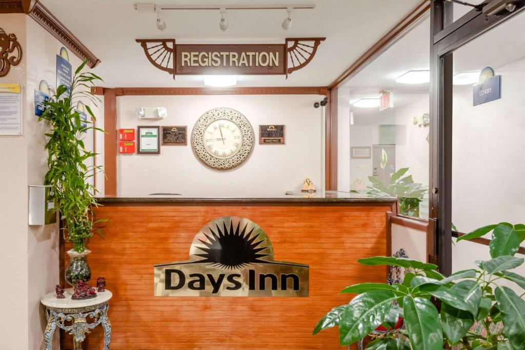 Days Inn by Wyndham Wurtsboro - image 5