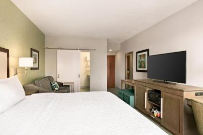 Hampton Inn Reading/Wyomissing - image 11