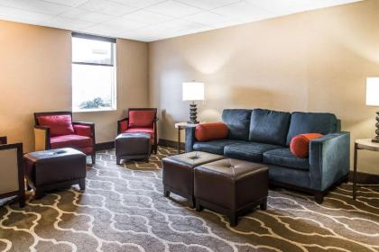 Quality Inn & Suites - image 1