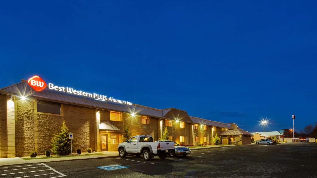 Best Western Plus Ahtanum Inn - main image