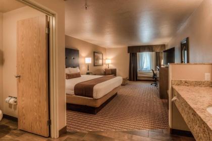 Best Western Plus Yakima Hotel - image 11