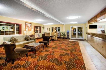 Days Inn by Wyndham Yakima - image 11