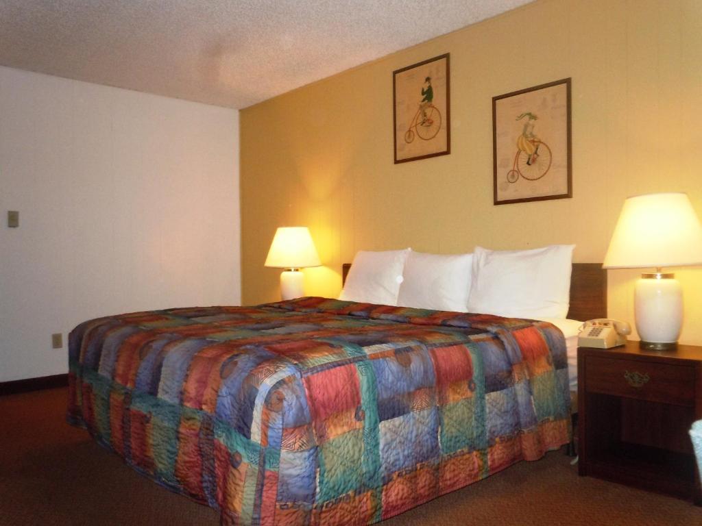 Economy Inn Yakima - main image