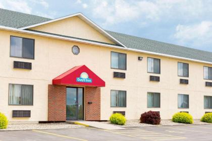 Days Inn by Wyndham Yankton SD