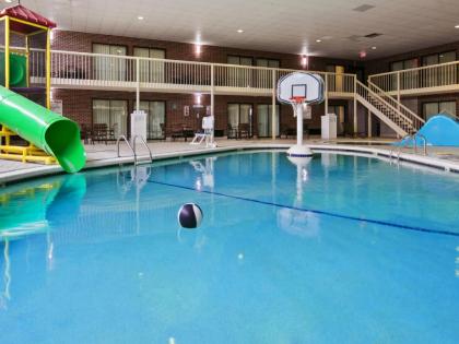 Best Western Kelly Inn - Yankton - image 2