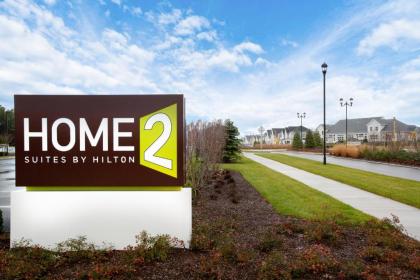 Home2 Suites by Hilton Long Island Brookhaven - image 3