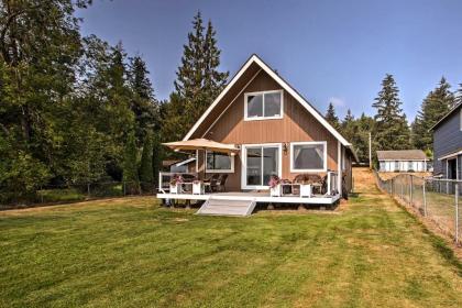 Modern Lake Lawrence Retreat with a Deck and Dock! - image 4