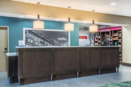 Hampton Inn & Suites Yonkers - Westchester - image 10