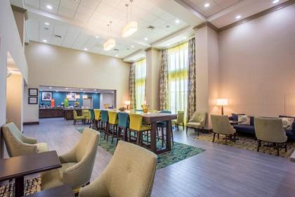 Hampton Inn & Suites Yonkers - Westchester - image 4