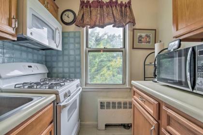 Quaint Yonkers Condo - 1 Block to Hudson River! - image 4