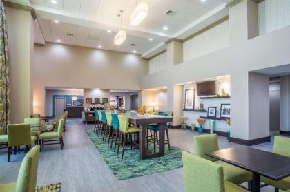 Hampton Inn & Suites Yonkers - Westchester - image 11