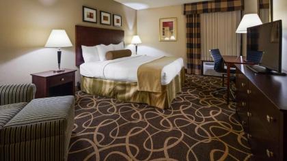 Best Western Plus York Hotel and Conference Center - image 9