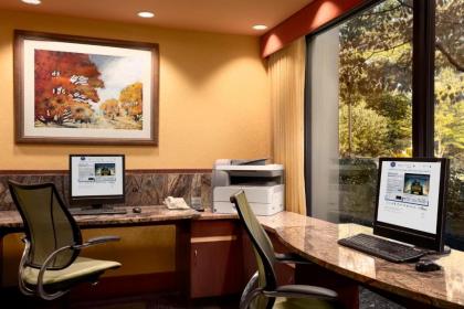 Hampton Inn - York - image 13