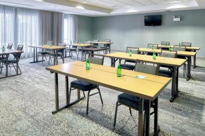 Courtyard by Marriott York - image 12