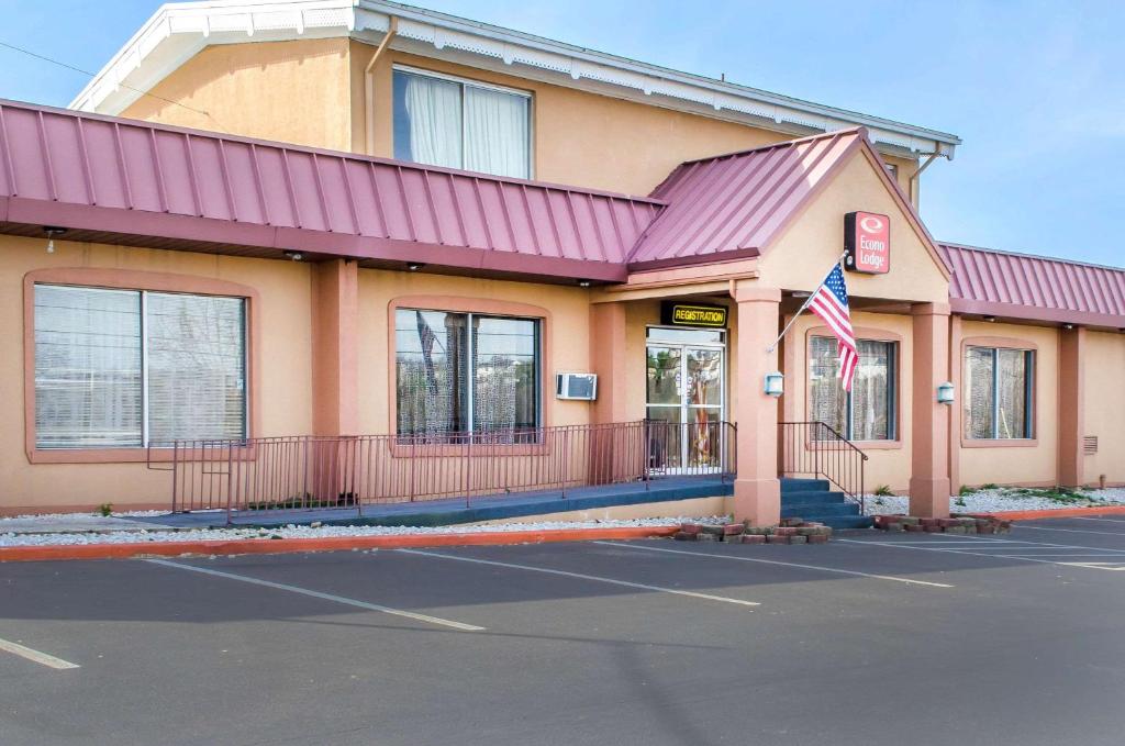 Econo Lodge York - main image