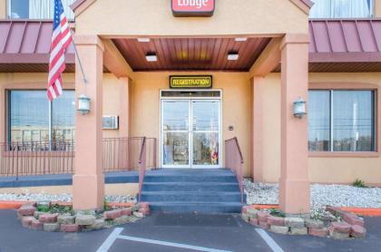 Econo Lodge York - image 13