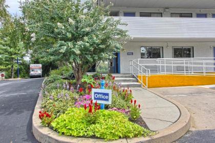 Motel 6-York PA - image 14