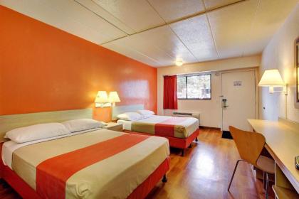 Motel 6-York PA - image 9