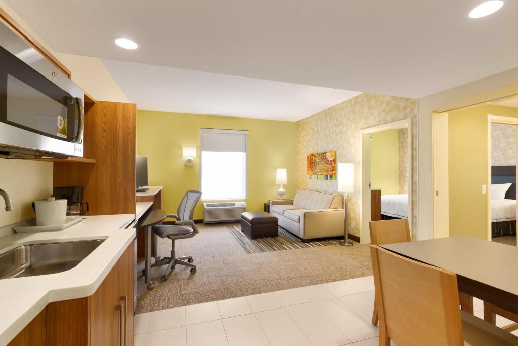 Home2 Suites By Hilton York - image 7