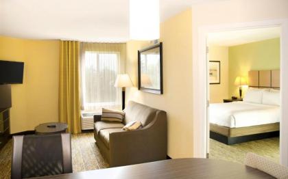 Candlewood Suites York an IHG Hotel - image 11