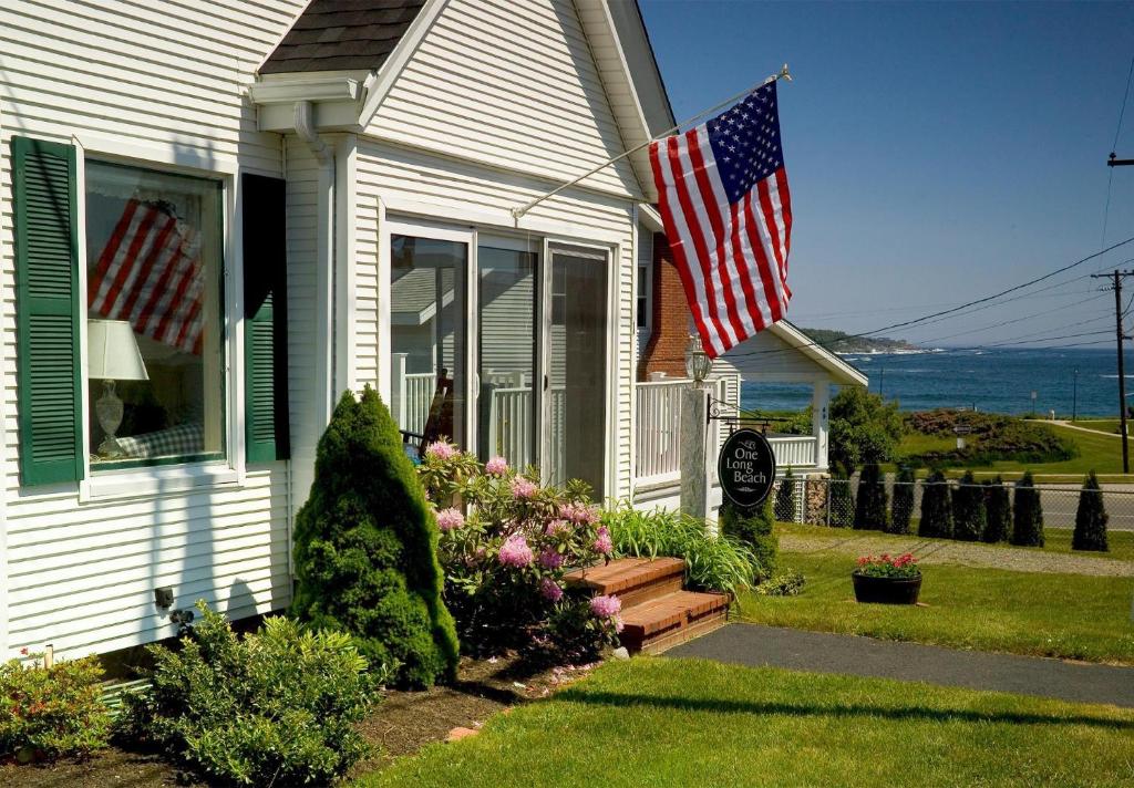 Main House at One Long Beach - main image