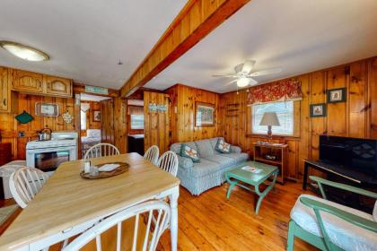 Otis Cottages - image 1